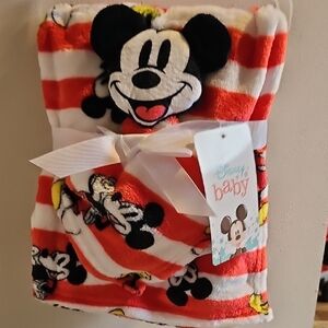 Disney Mickey Mouse Plush Blanket - Red, White, and Black